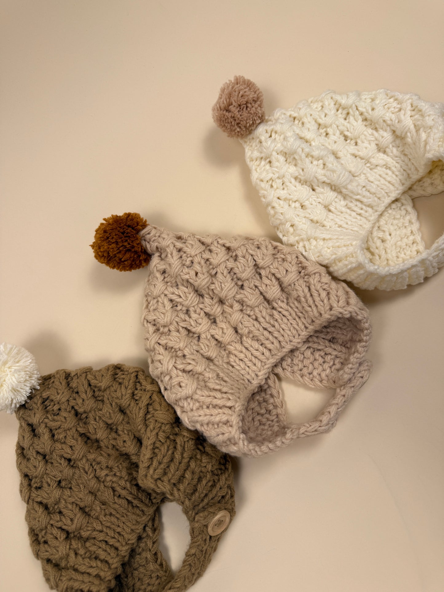 HAT| pompom knit
