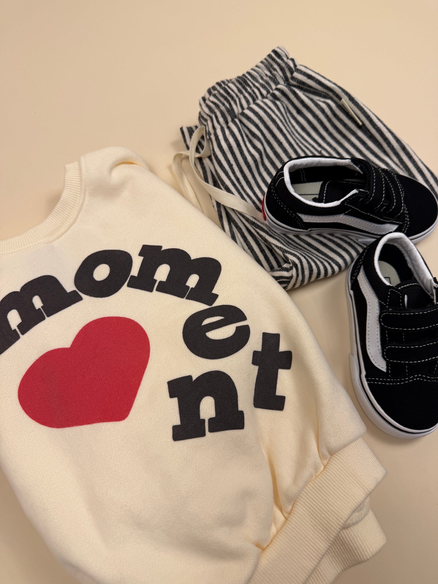 SWEATSHIRT | heart moment