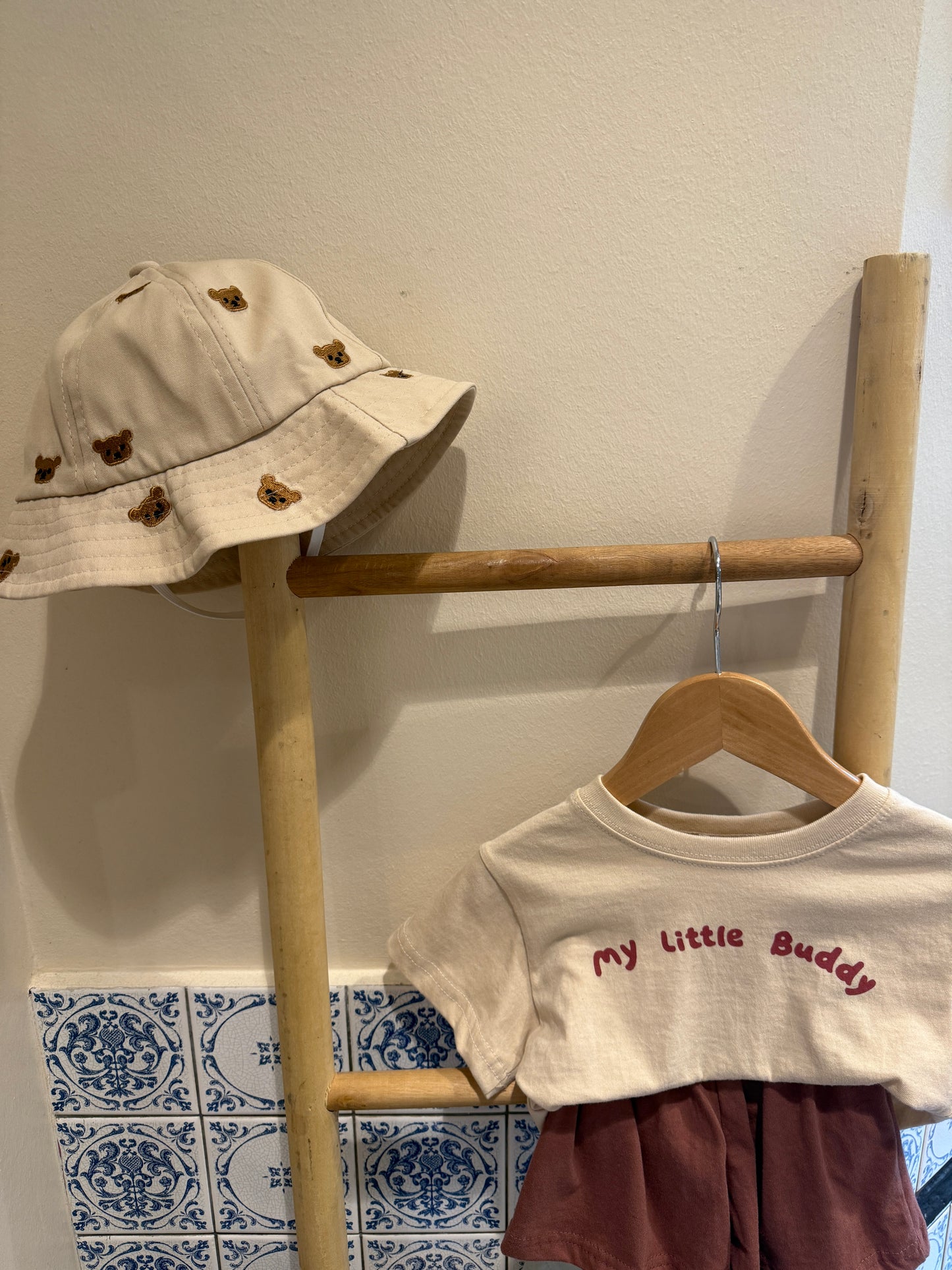 SET| my little holiday