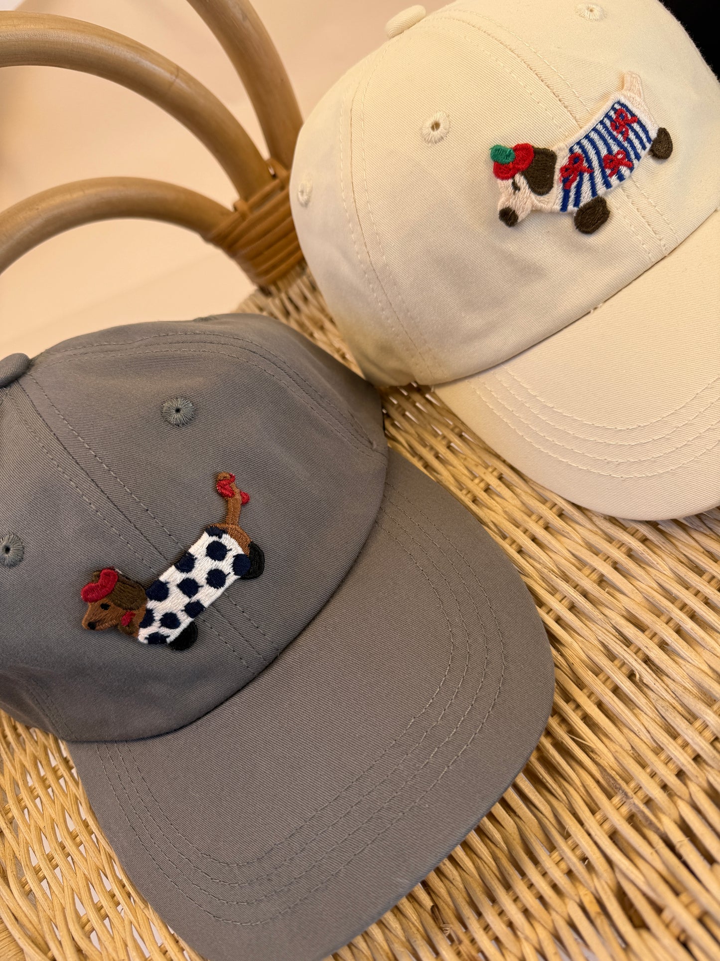 CAP| doggy
