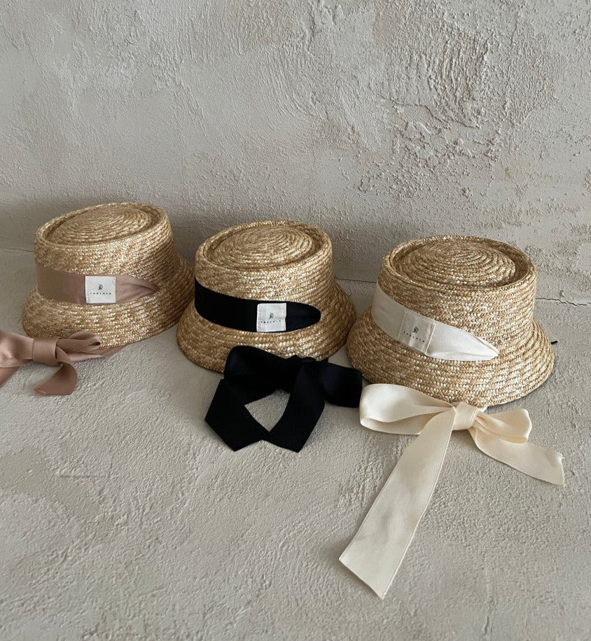 HAT| straw