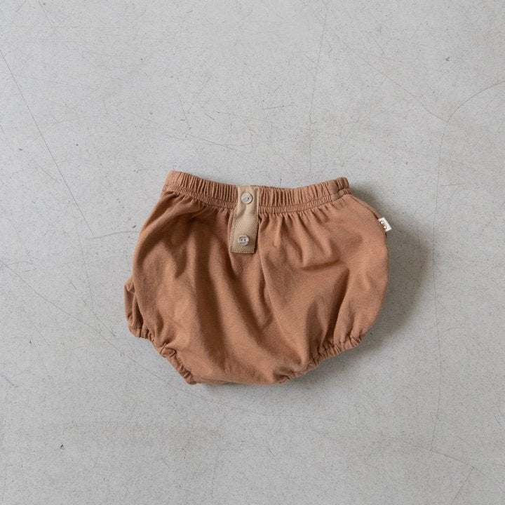BLOOMERS| point