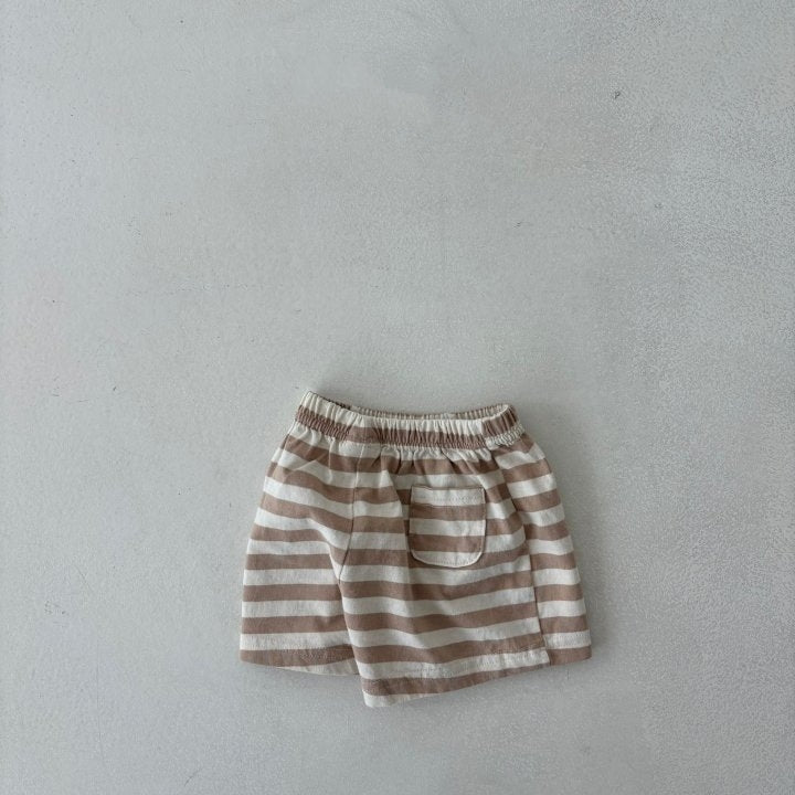 SHORTS| stripes