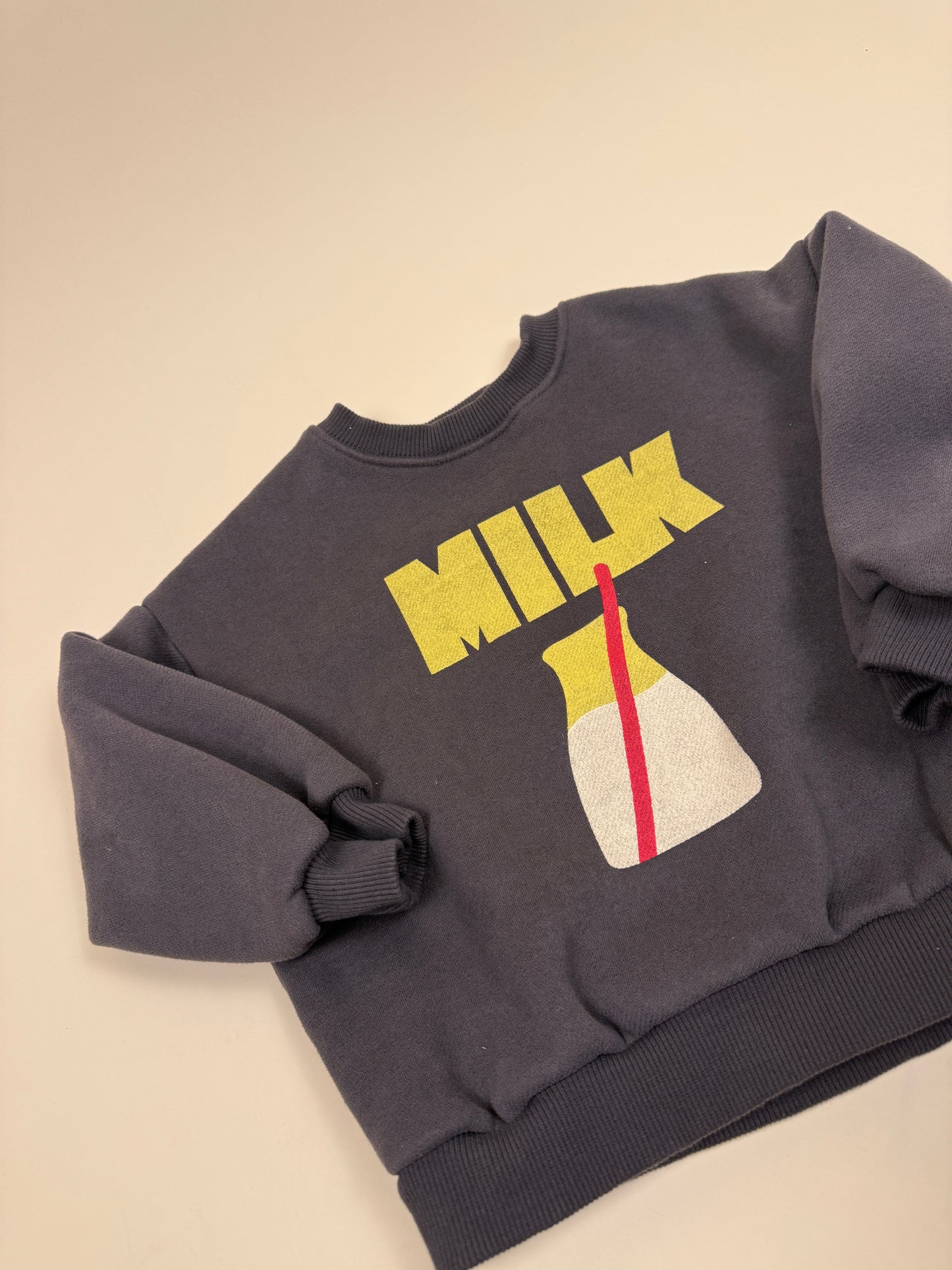 SWEATSHIRT | milk
