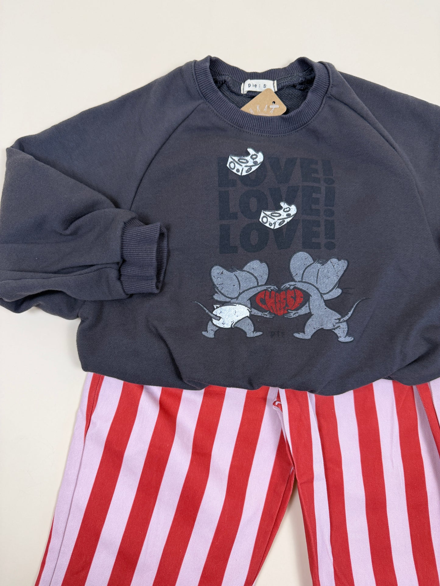 SWEATSHIRT | Cheesy Friends