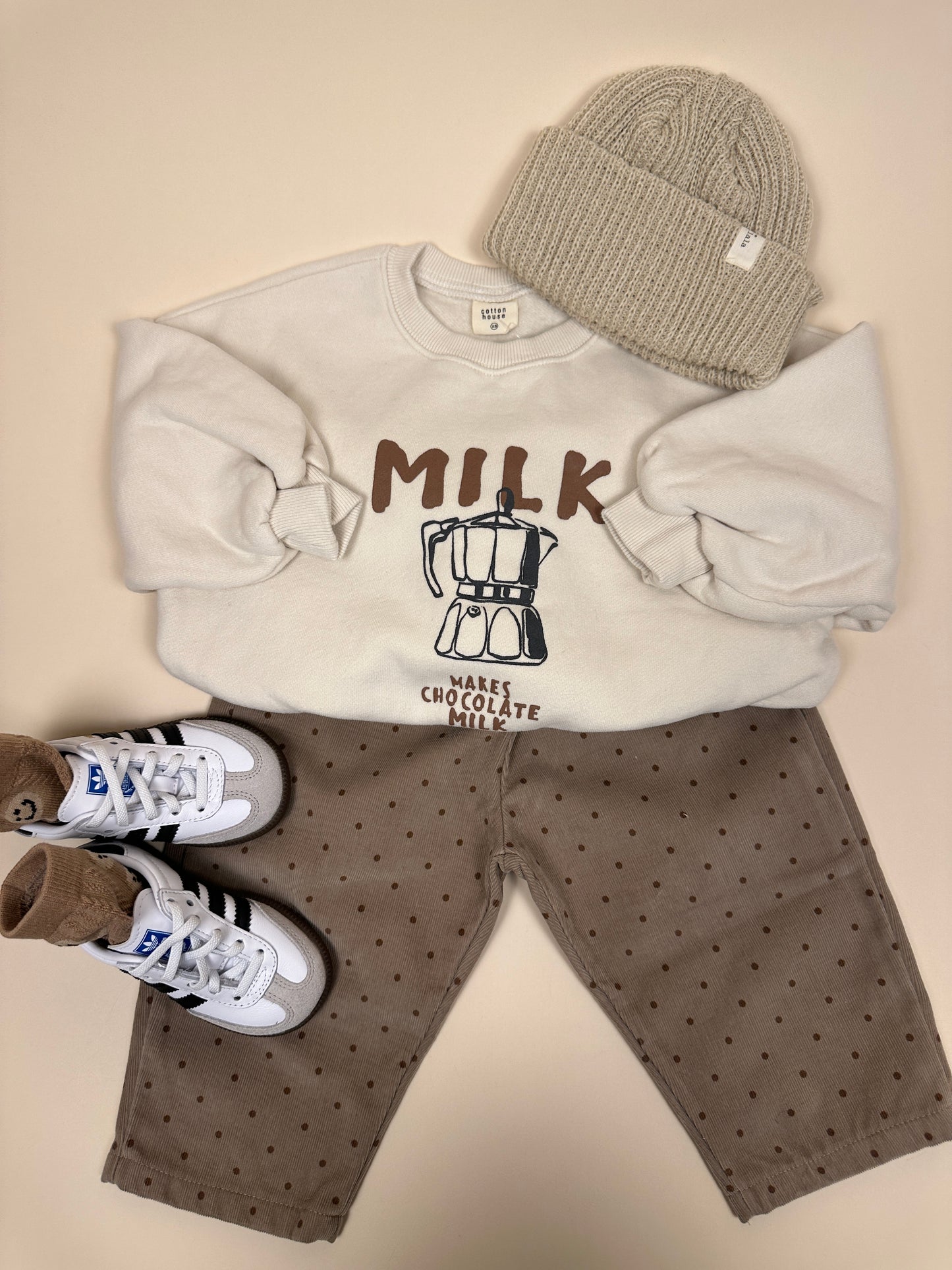 SWEATSHIRT| milk