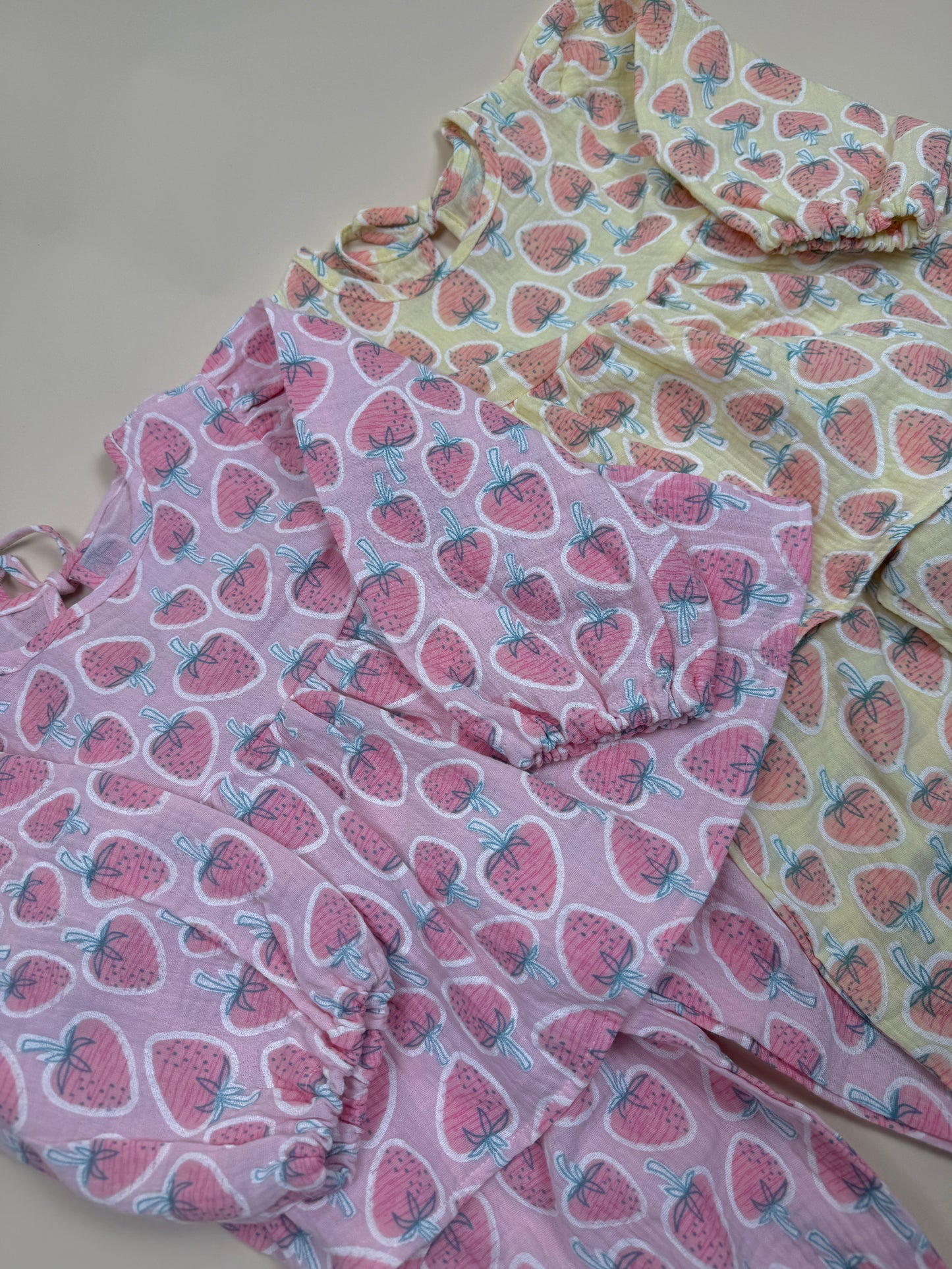 SET | strawberry love