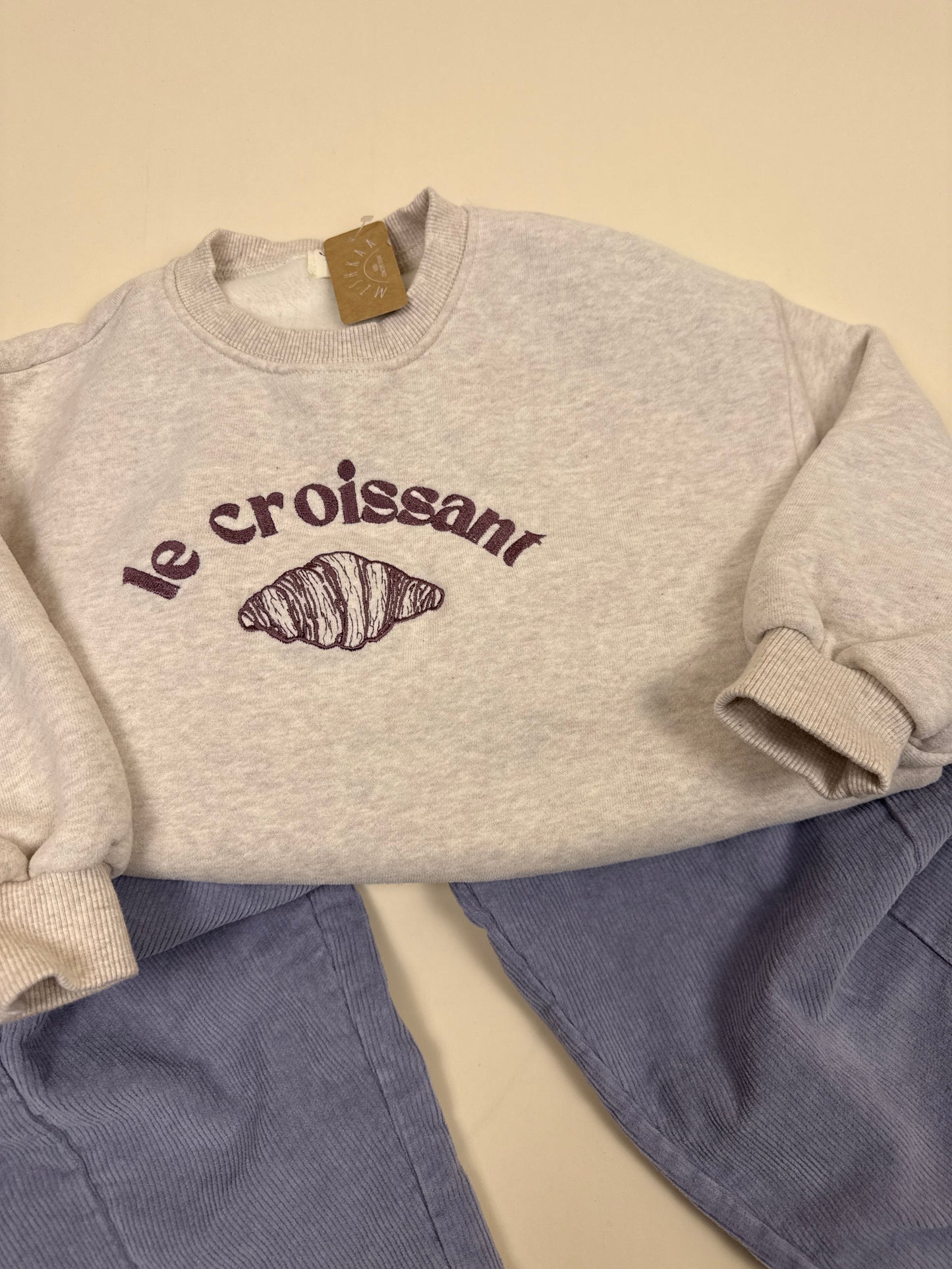 SWEATSHIRT| croissant