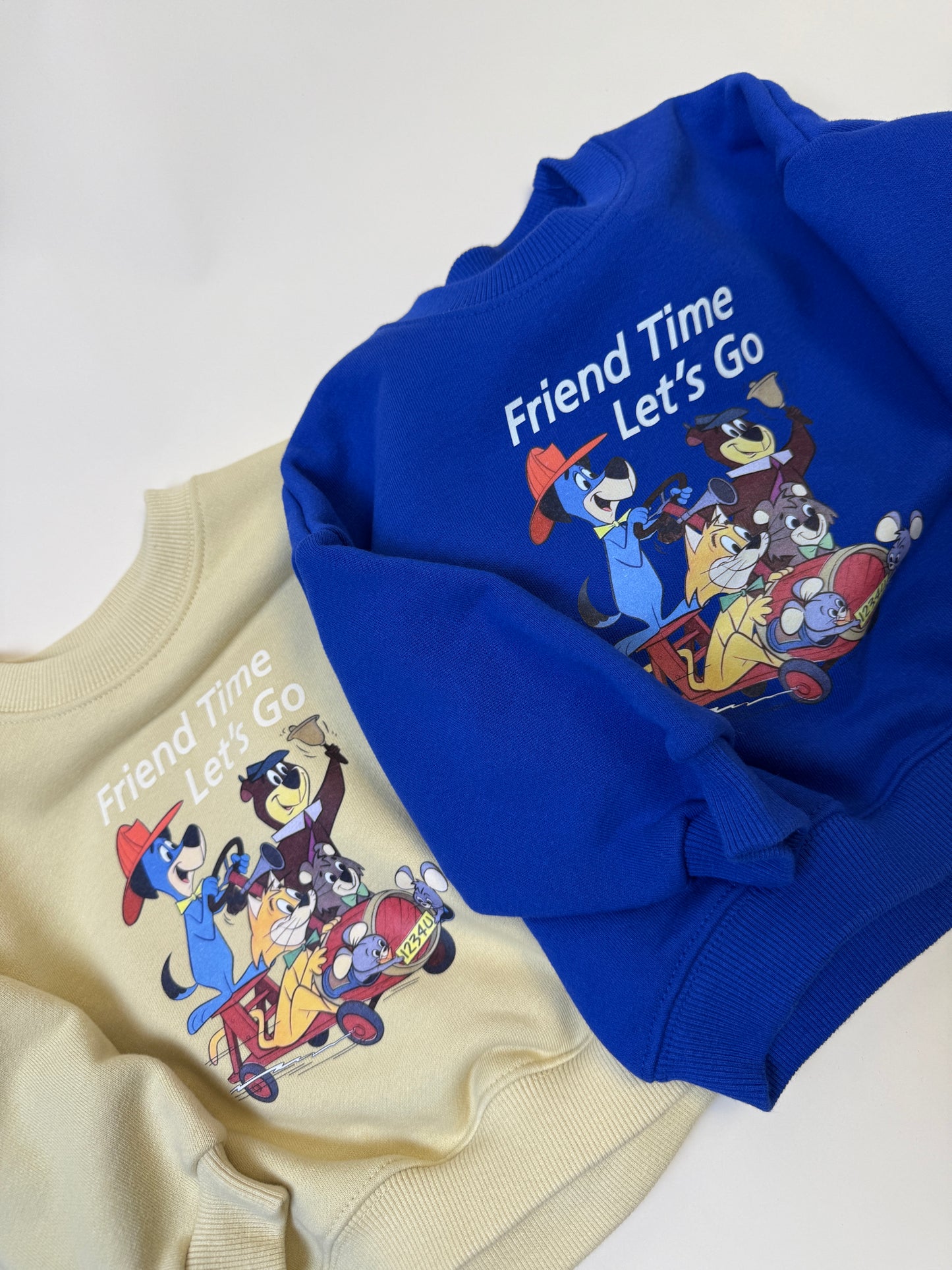 SWEATSHIRT | let’s Go friends