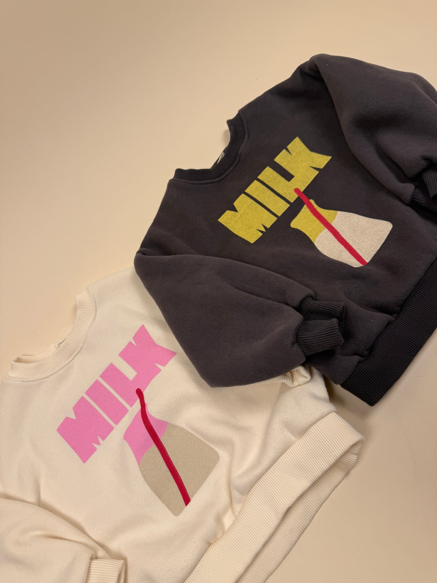 SWEATSHIRT | milk