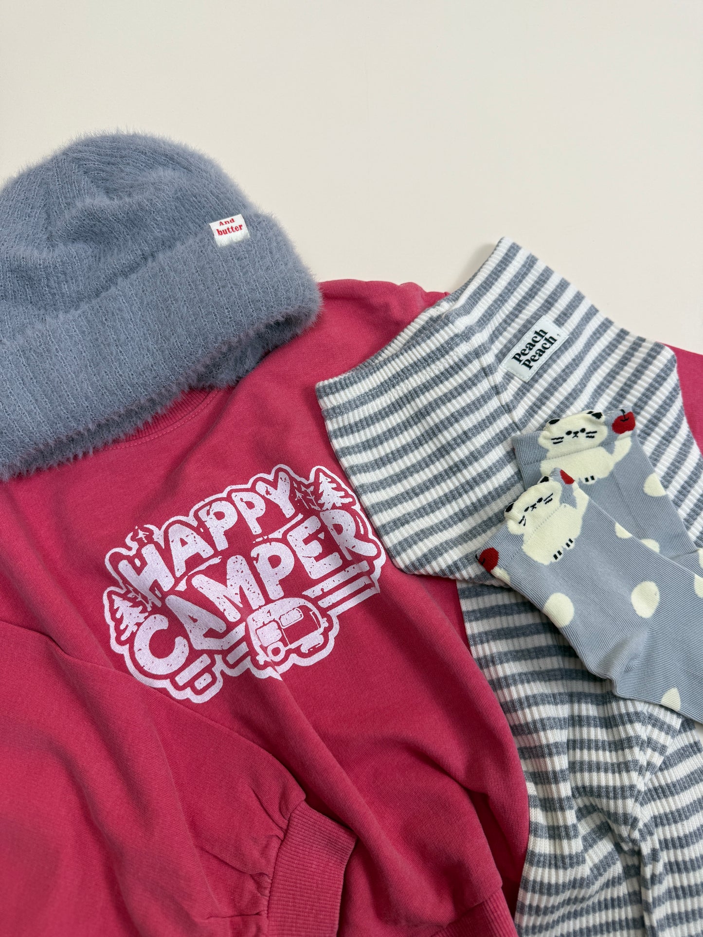 SWEATSHIRT | Happy Camper