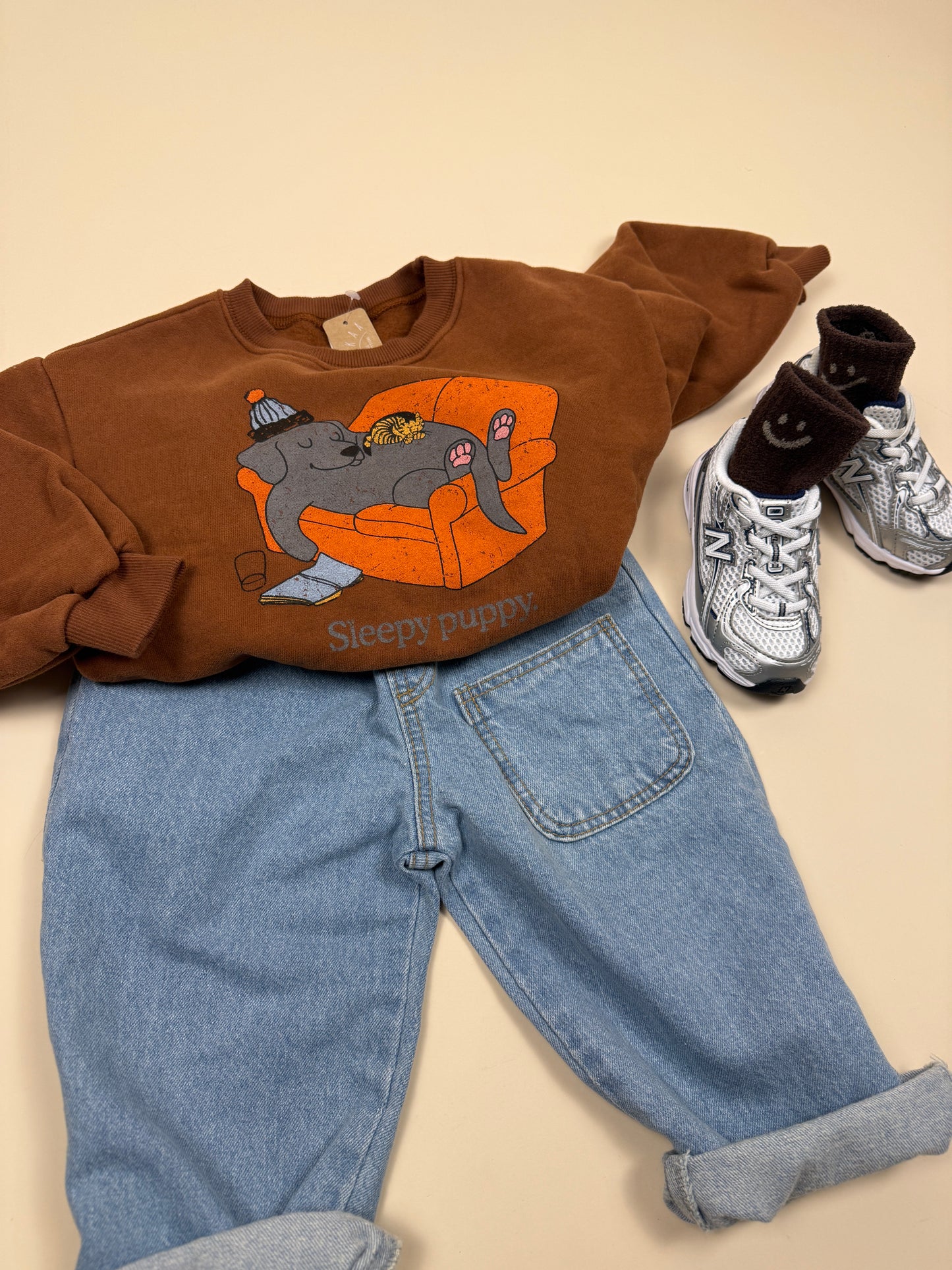 SWEATSHIRT| lazy dog