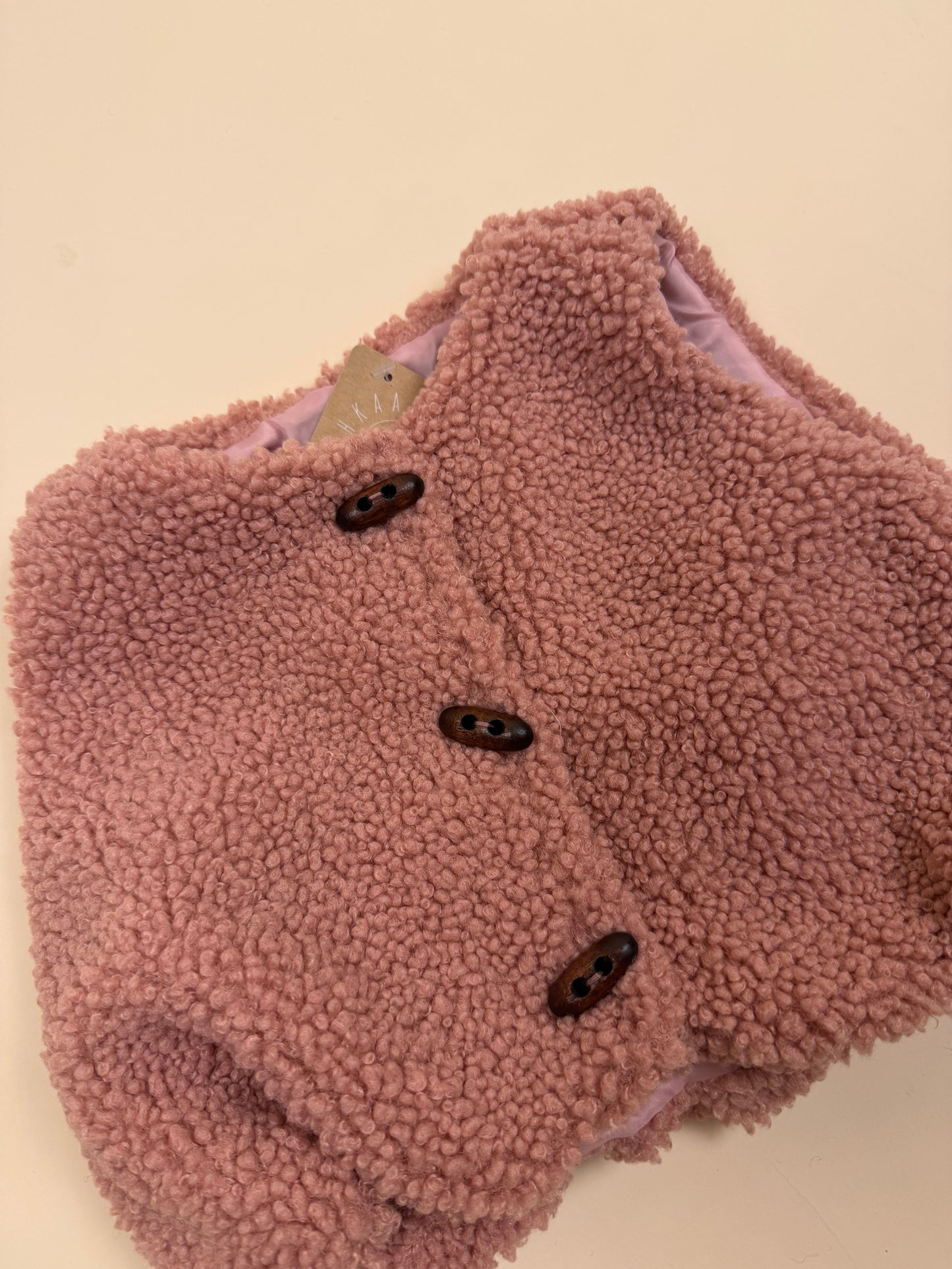 VEST | teddy love