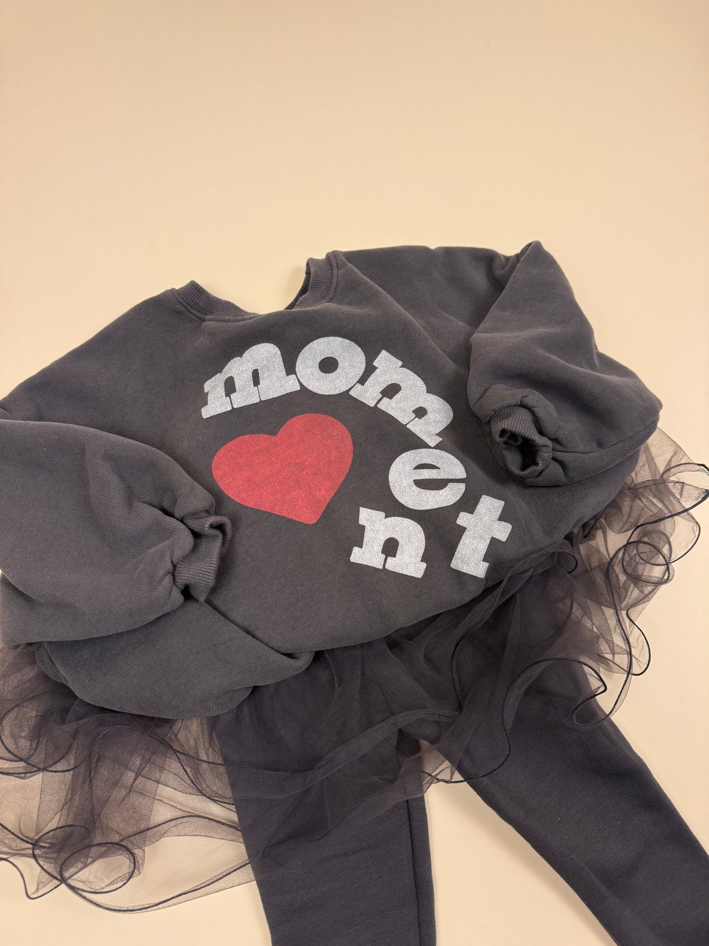SWEATSHIRT | heart moment