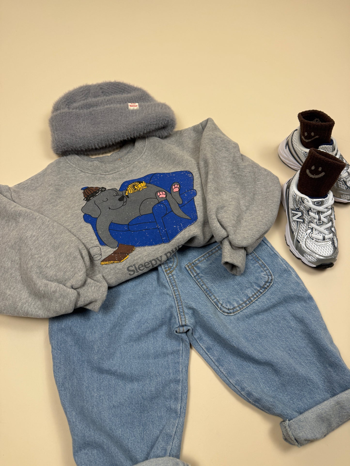 SWEATSHIRT| lazy dog