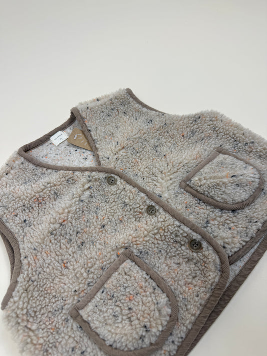 VEST| nep fleece