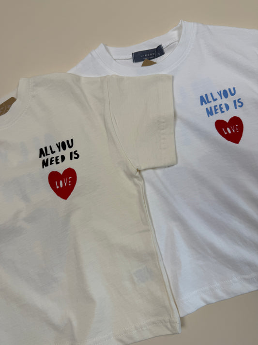 T-SHIRT | All You Need Is Love