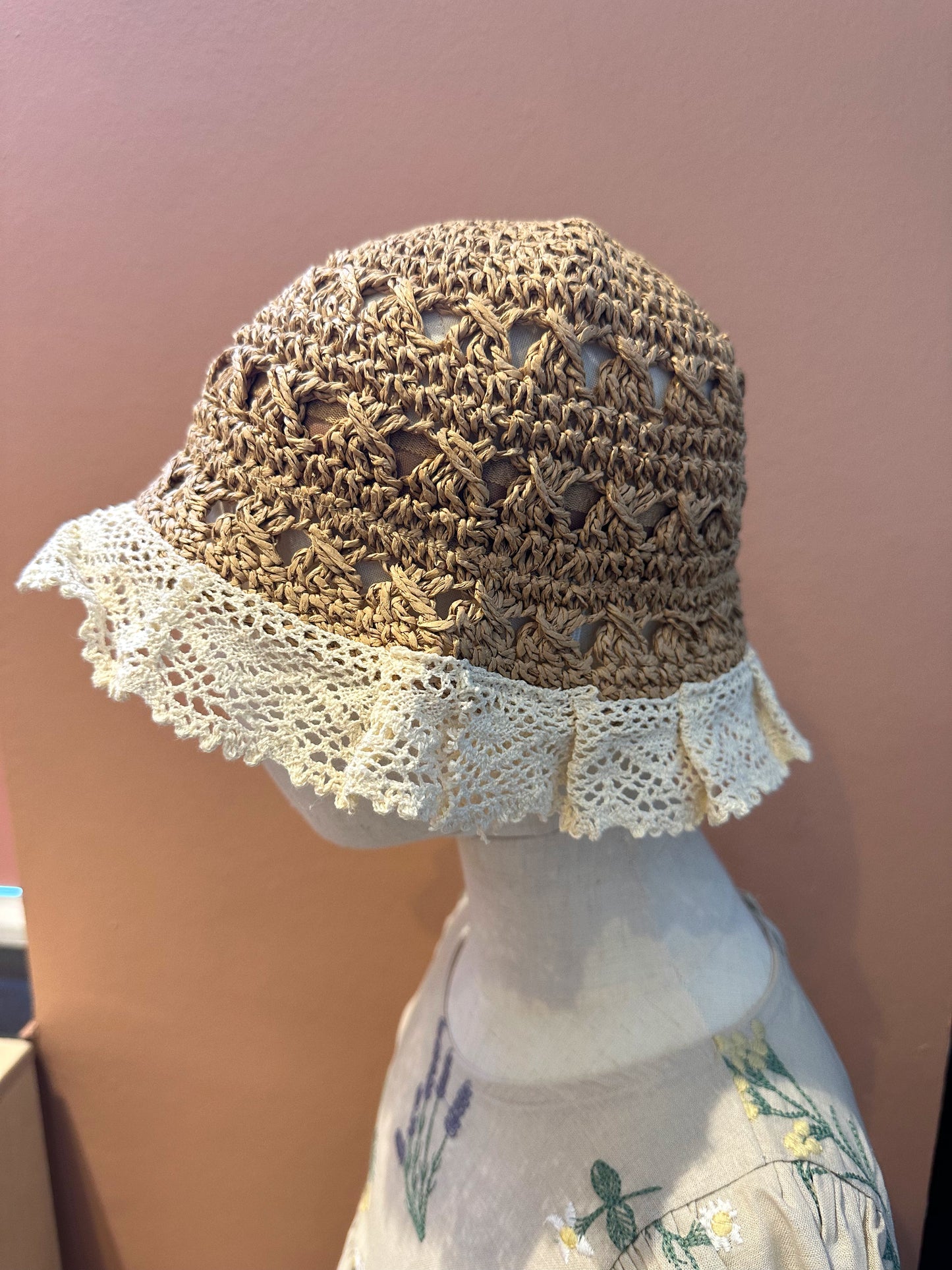 HAT| bucket rattan