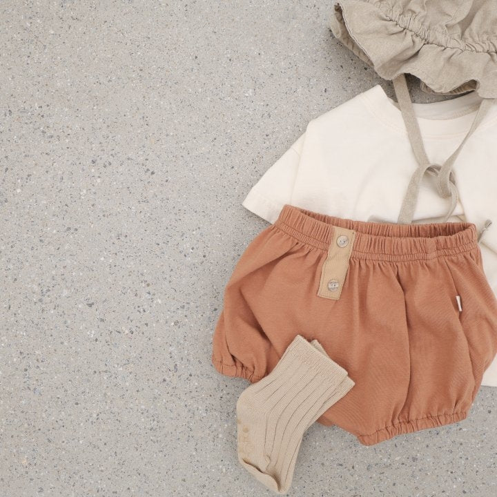 BLOOMERS| point